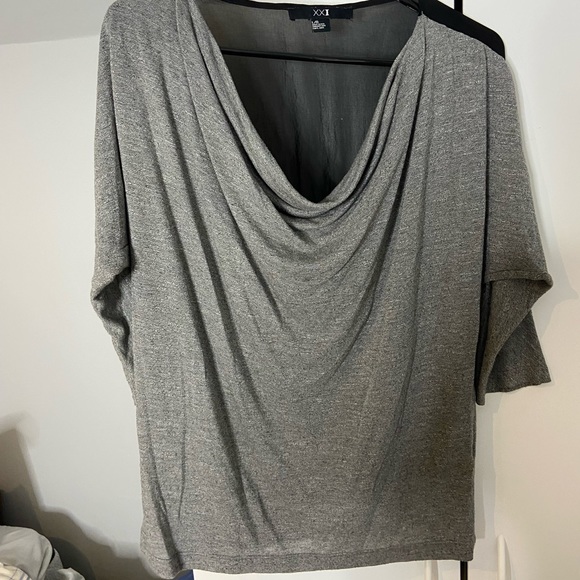 Blouse - Picture 1 of 2